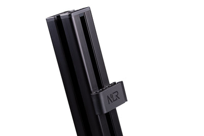Next Level Racing Elite Direct Monitor Mount - Black Edition - close-up aluminium extrusie profiel met cable management clip