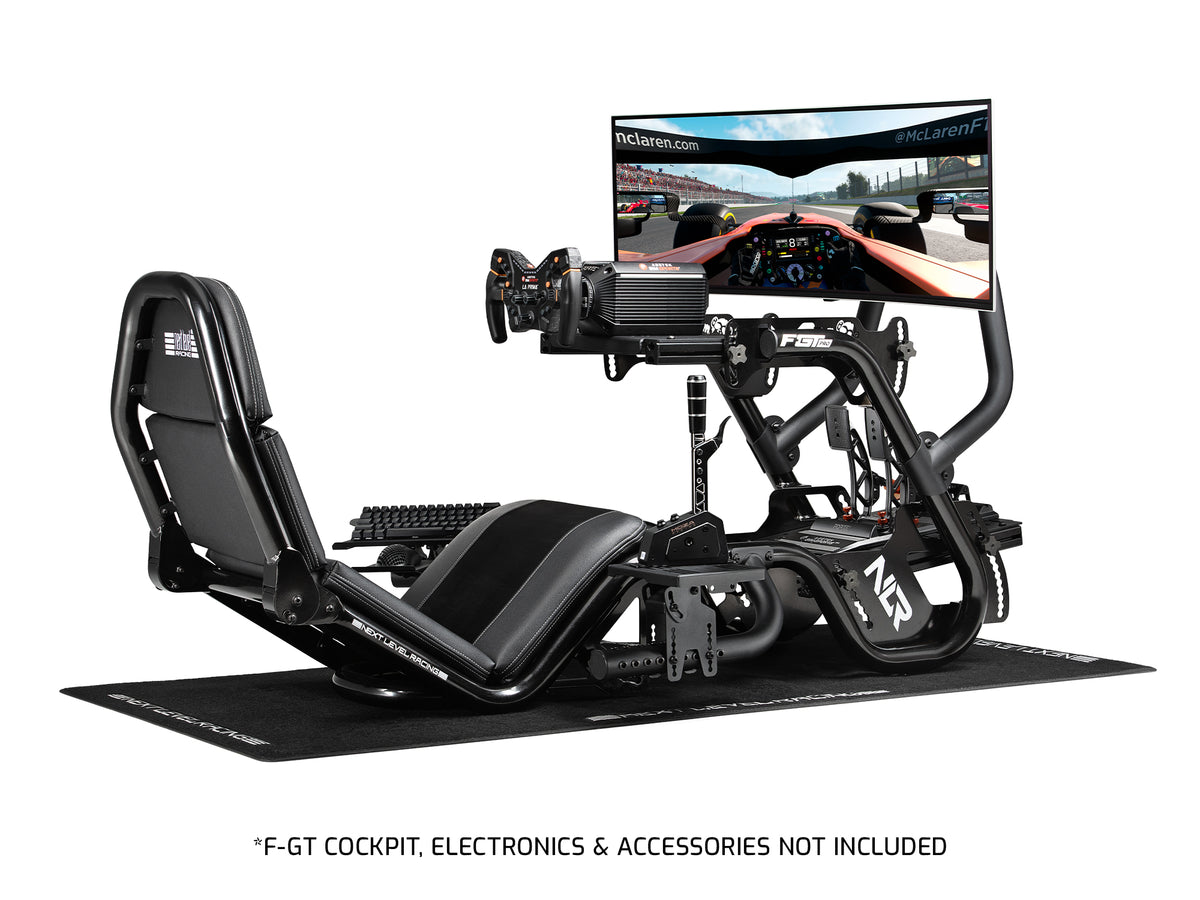 Next Level Racing F-GT Pro Shifter and Handbrake Arm Add-On - preview gemonteerd op de F-GT Pro Black Edition met een Asetek direct drive wheelbase, Asetek stuur, Asetek load-cell pedalen, MOZA SGP shifter, F-GT Pro Direct Monitor Mount, 49 inch ultra-wide gaming monitor